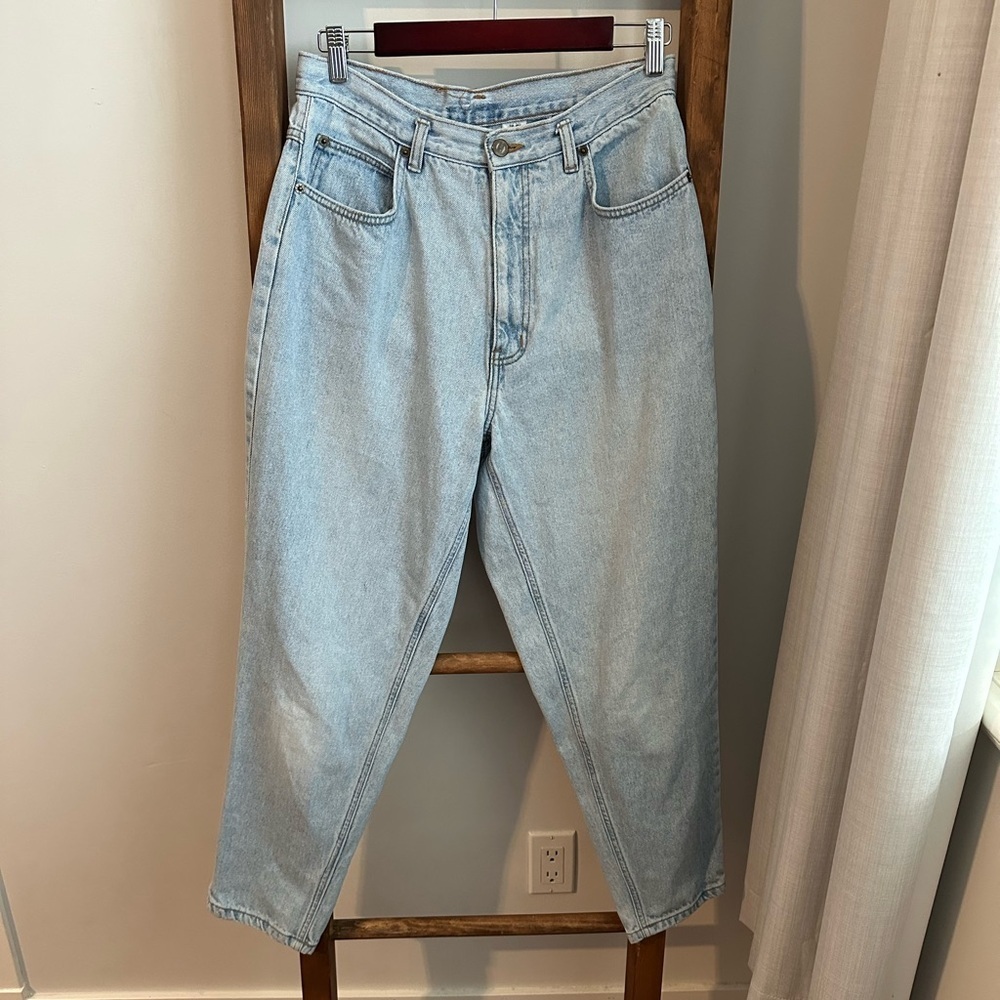Vintage Bay Club Mom Style High Rise Denim Jean
